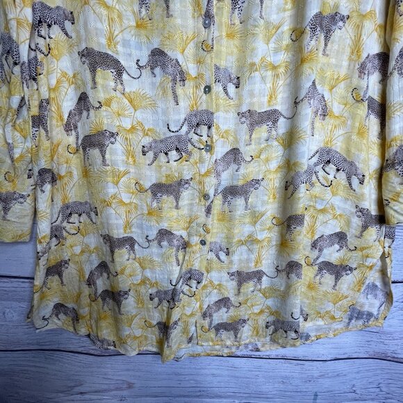 Jane & Delancey Blouse Tunic M Yellow Animal Print Cheetah Button Up Boho - Picture 4 of 13